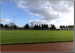 Sportplatz_in_Tremsbuettel